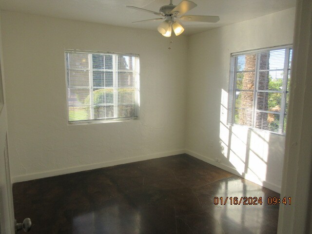 Building Photo - 600 W Coolidge St