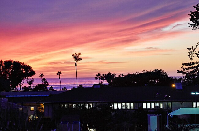 Building Photo - 718 Silver St