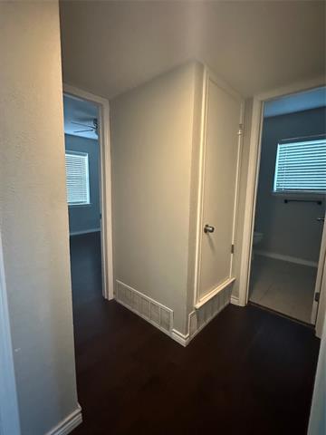 Building Photo - 1602 Carroll Dr