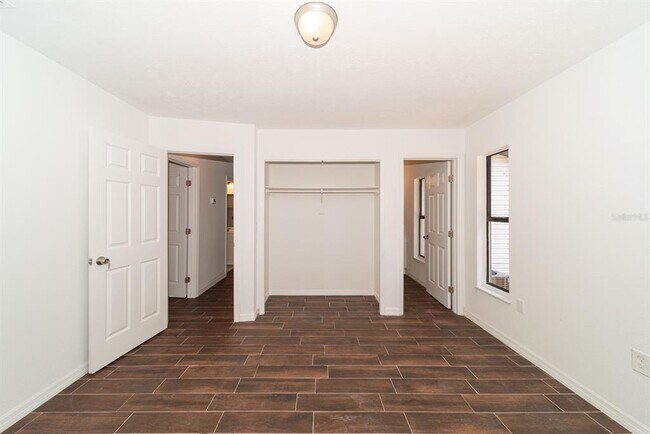 Building Photo - 6345 Hatcher Rd