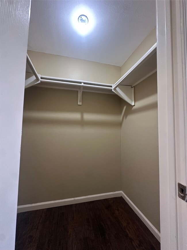 Building Photo - 3333 Longhorn Dr