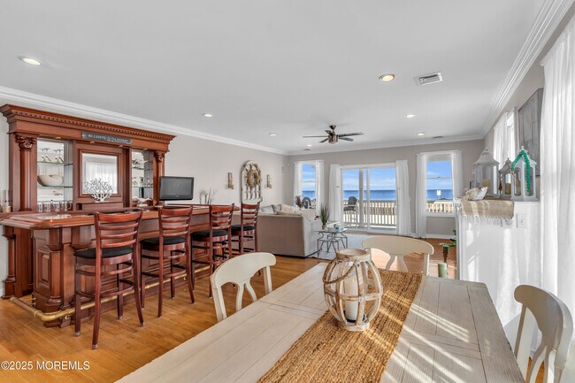 Building Photo - 239 Beach Front