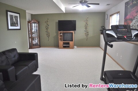 Building Photo - 21354 Idaho Ave