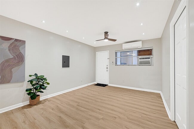 Building Photo - 1603 Welch St