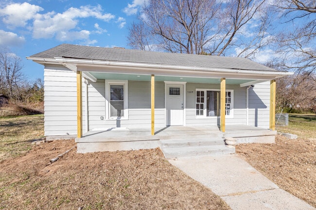 Building Photo - 1309 Ridge Ave