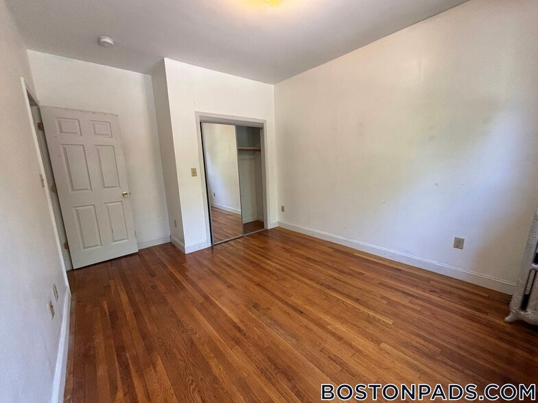 Building Photo - 41 Egremont Rd