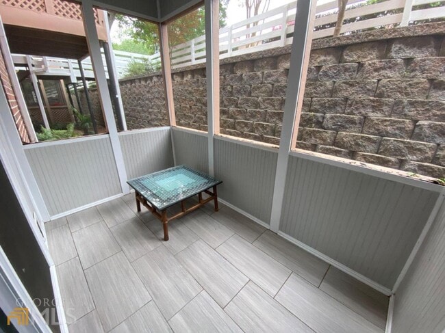 Building Photo - 279 Quail Run