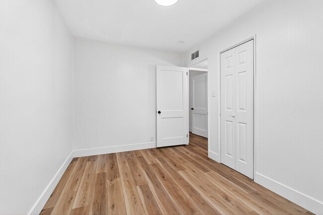 Building Photo - Beautifully Renovated 3BR Ranch w/ Garage, Covered Patio & Fenced Yard