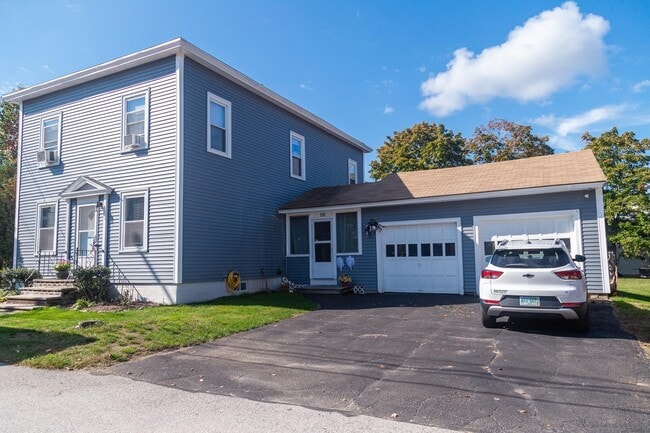 Building Photo - 180 Highland St