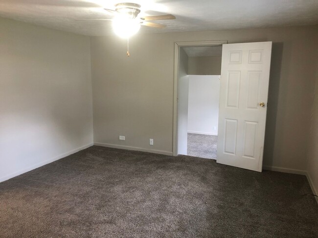 Building Photo - Cute 2 Bedroom for rent in Hurst