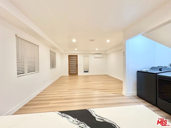 Building Photo - 4512 St Elmo Dr