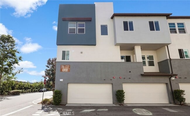 Building Photo - 711 Brooklyn Dr