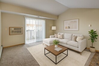 Building Photo - Roosevelt East