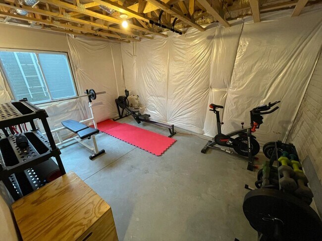 Building Photo - Home for Rent Papillion