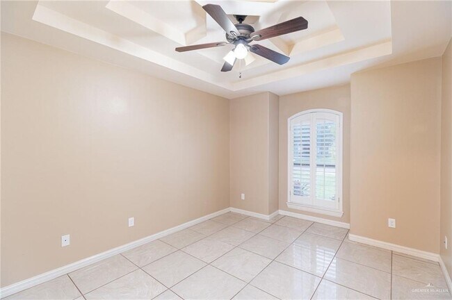 Building Photo - 19 Kilgore Ave