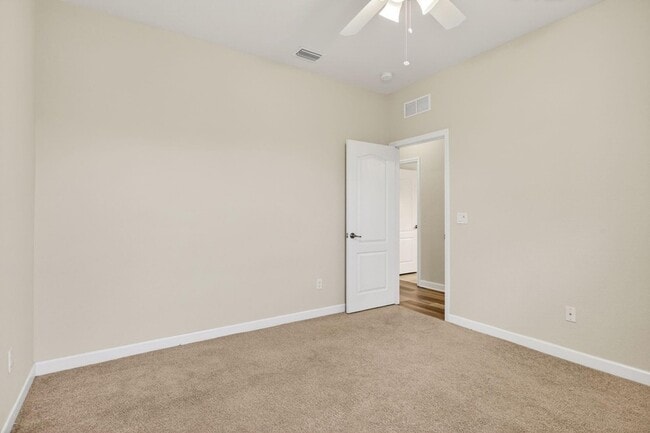 Building Photo - 8435 Blue Cove Way