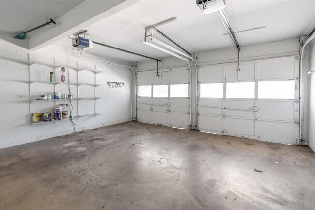 Building Photo - 5405 Fairmont Cir