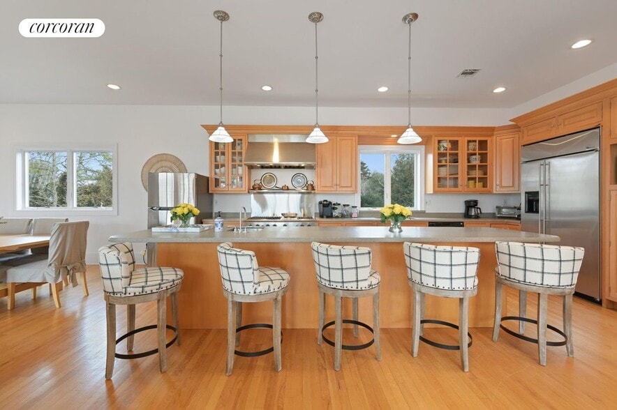 Building Photo - 17 Oceanview Dr