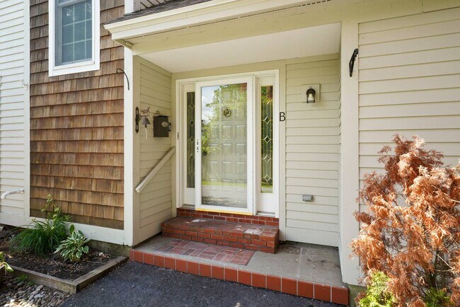 Building Photo - 1439 NY-9P