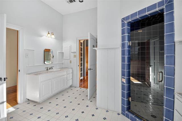 Building Photo - 1505 Bourland Bnd