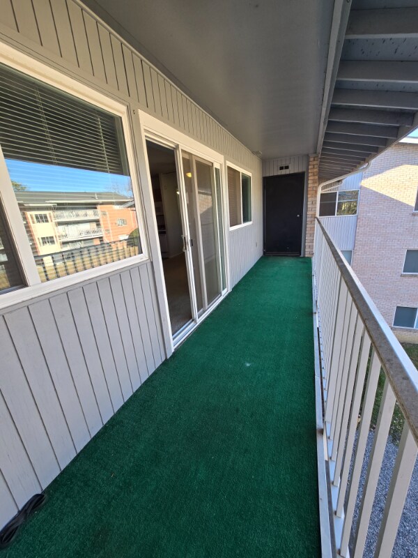 Building Photo - 806 Brook Hill Rd