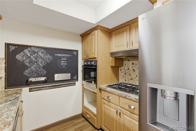 Building Photo - 3632 N Honeylocust Dr