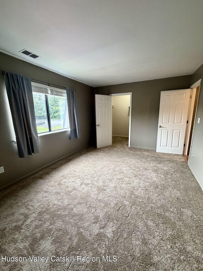 Building Photo - 616 Cherry Hill Dr