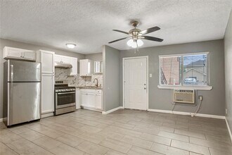 Building Photo - 4811 Oakland St