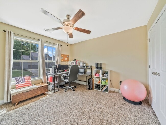 Building Photo - 543 Woodtrace Dr