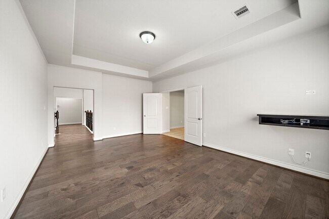 Building Photo - 3907 Pinecrest Peak Dr