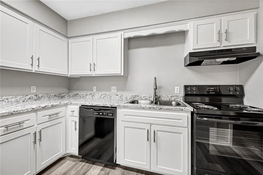 Building Photo - 2732 N Arroyo Ave