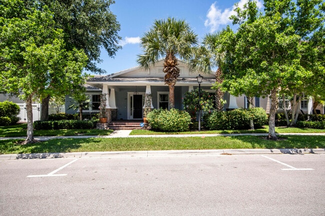 Building Photo - 1345 Bourne Dr