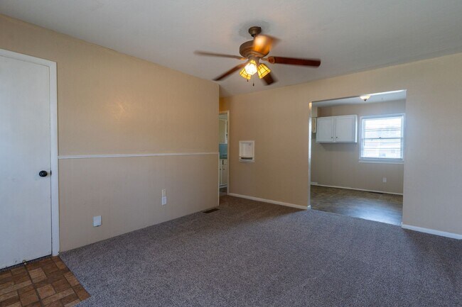 Building Photo - RENT TO OWN – DEL CITY, OK