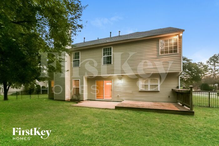 Building Photo - 4343 Crestline Ln