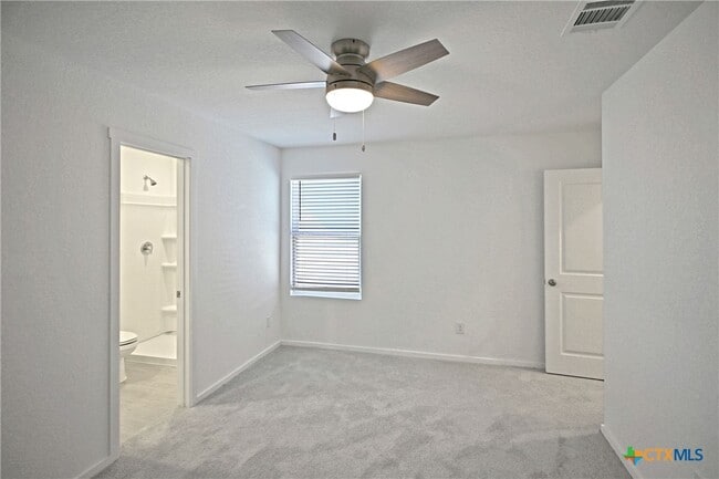 Building Photo - 11822 Bluebell Rdg