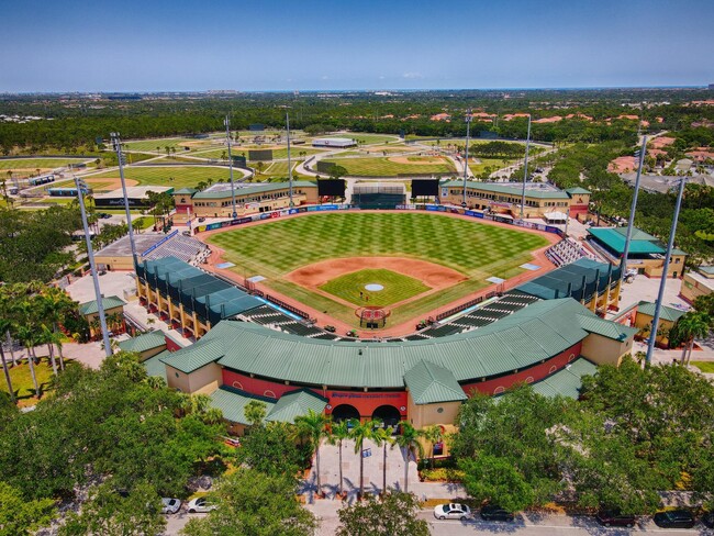 Building Photo - 1685 Jeaga Dr