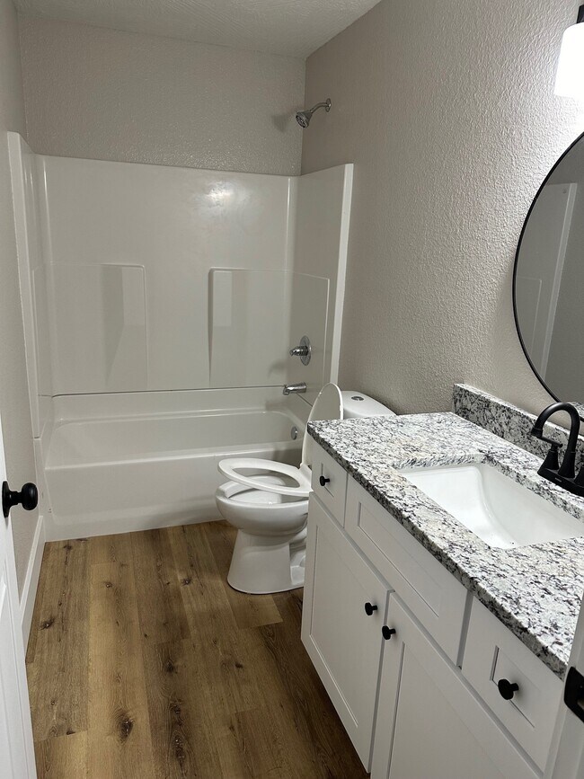 Bathroom - 449 W Lombard St