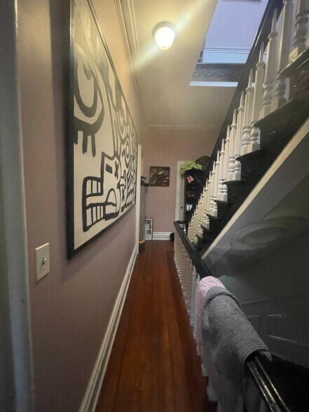 Building Photo - 241 Carlton Ave