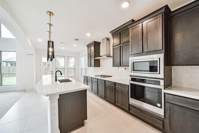 Building Photo - 17794 Misty Brk Ln