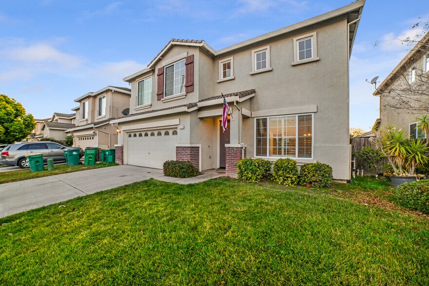 Building Photo - 10849 Brookfield Ave