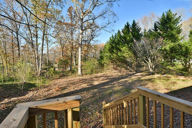 Building Photo - 5433 King Wilkinson Rd