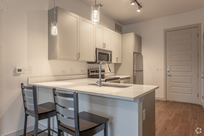 1 Br, Kitchen - Berkeley House | Student Housing