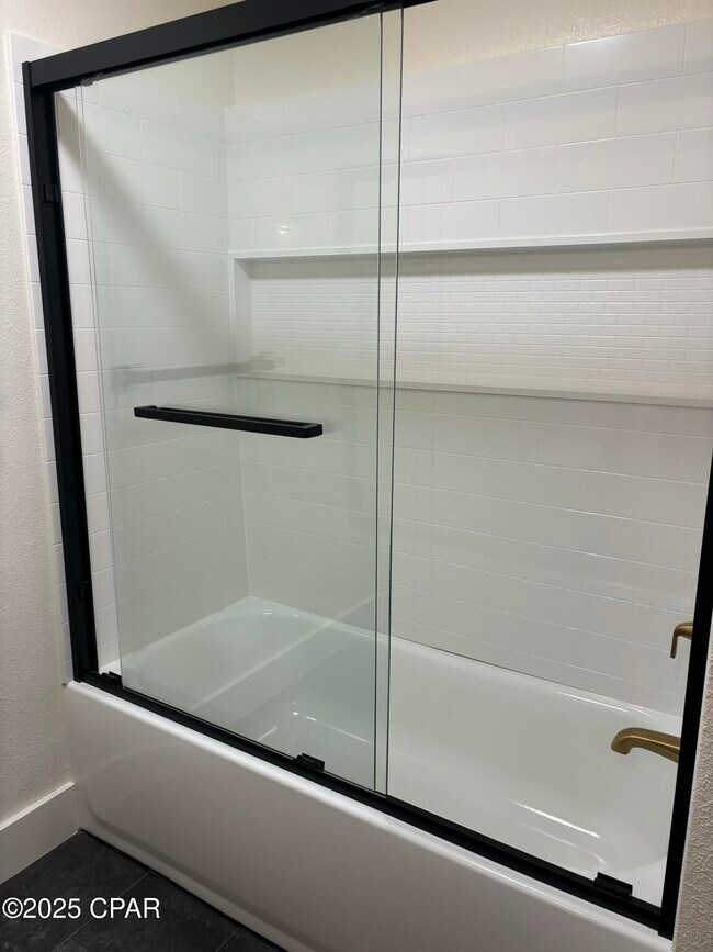 Building Photo - 2809 Lagoon Knoll Dr