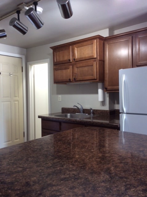 Building Photo - Germania