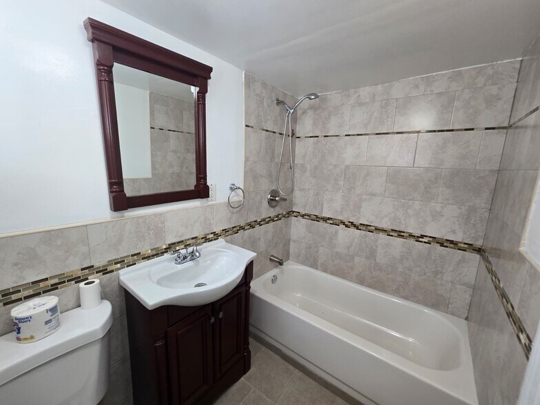 Primary Photo - 13534 226th St