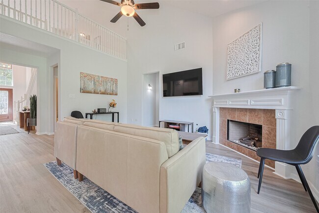 Building Photo - 14 Sprite Woods Pl