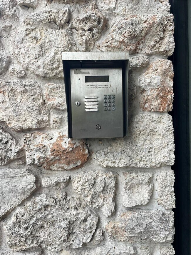 Building Photo - 7487 SW 82nd St