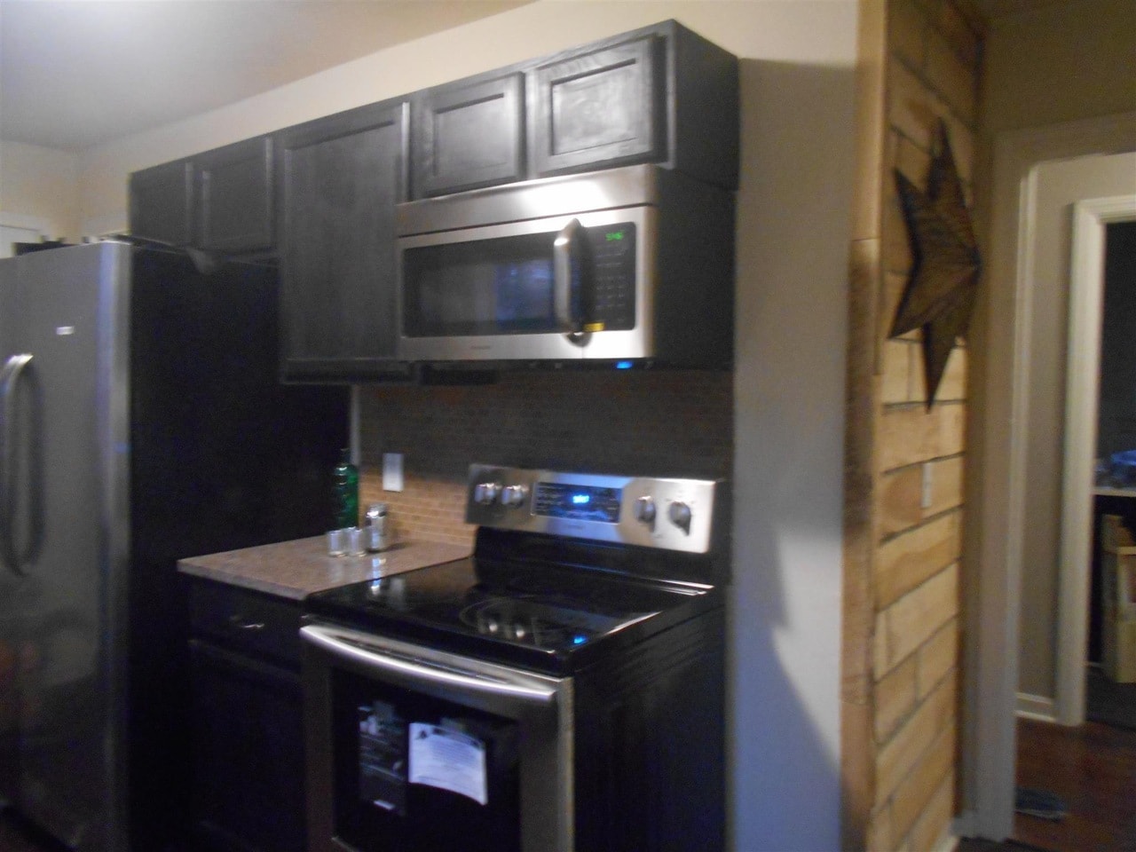 Building Photo - 331 Tamworth Dr