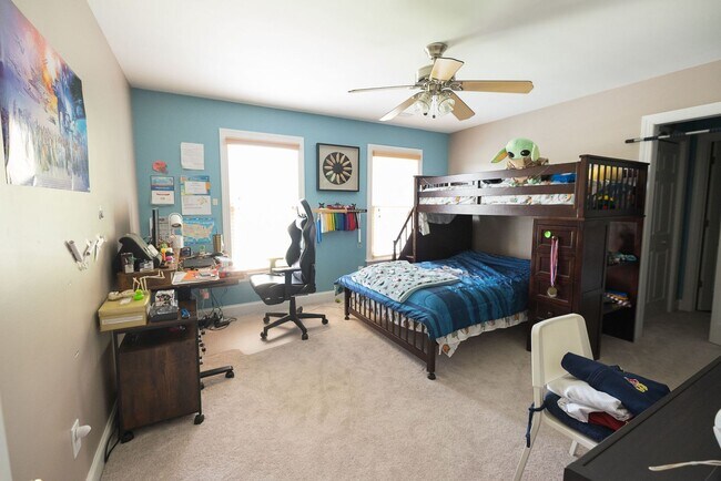 Building Photo - Spacious & Striking 3-story brick Executive 4 bedroom 4.5 bathroom home in Oak Ridge NC + Lawn ca...