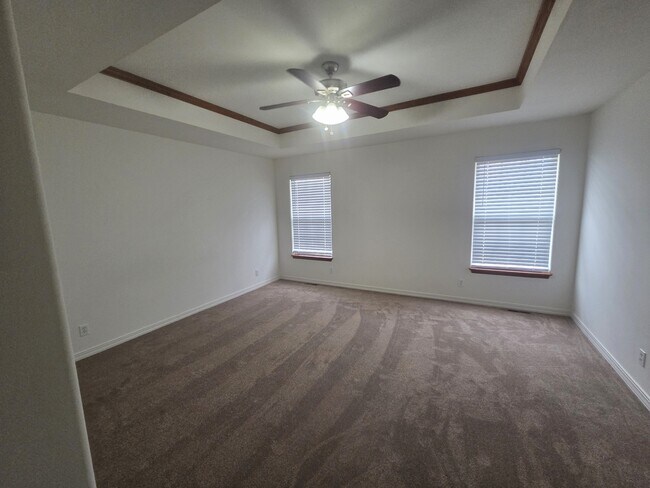 Building Photo - 848 S Jester Ave